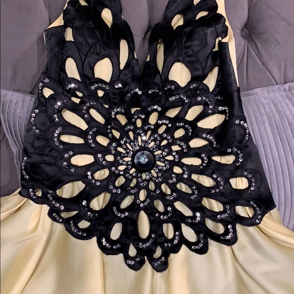 Satin Elastic Woven Cocktail Dress - Picture 2 of 6